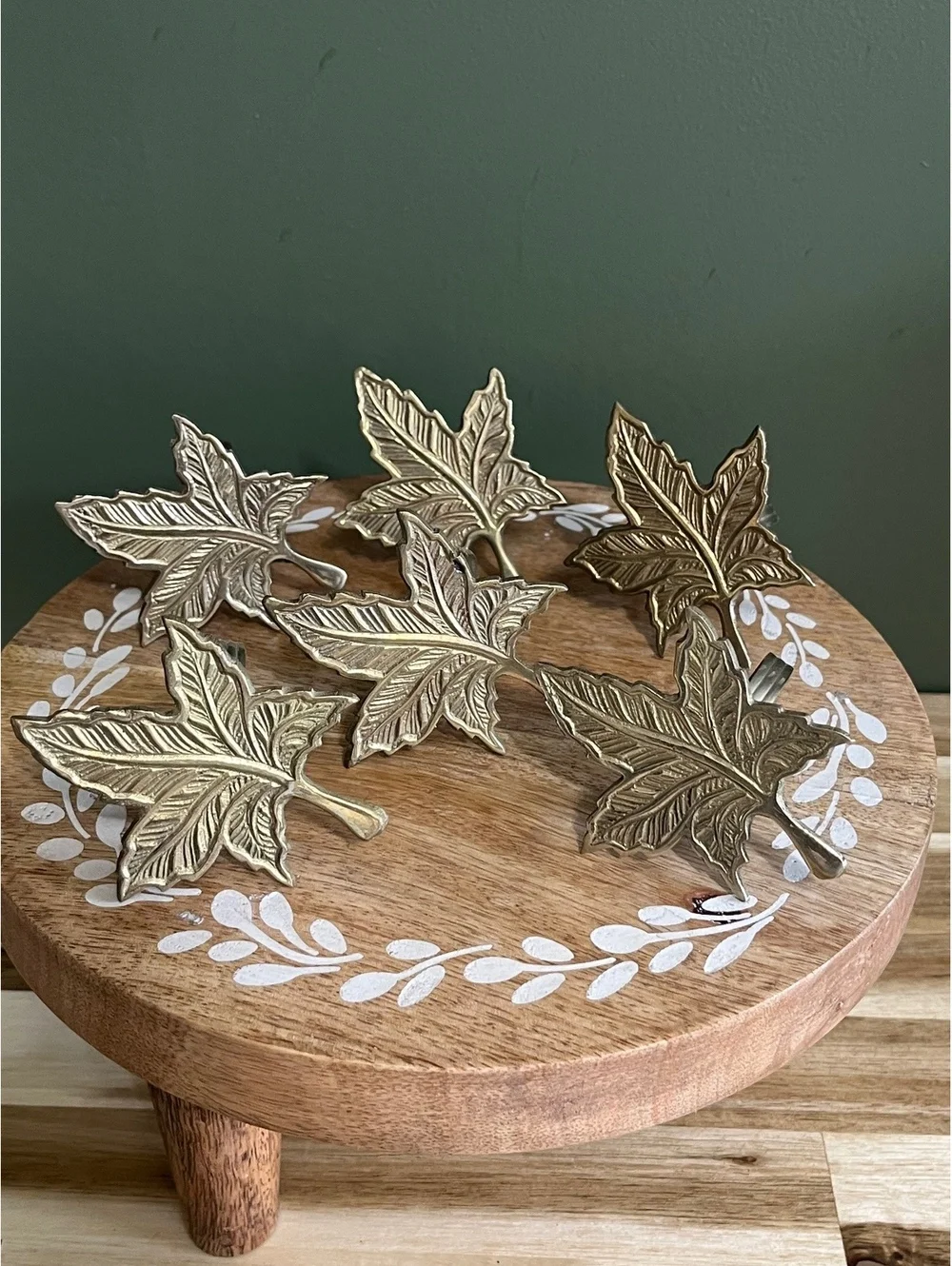 Brass leaf napkin holder set of 6